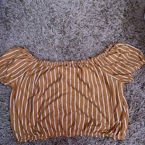 American eagle off the shoulder crop top